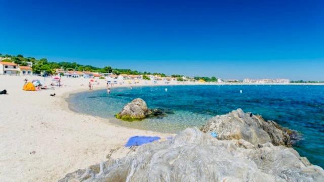 Apartament Les Pieds Dans Le Sable Argelès-sur-Mer Zewnętrze zdjęcie
